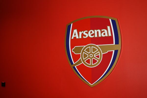 ESPN：曼联冬窗难有大手笔，中场引援可能只有施蒂勒可行