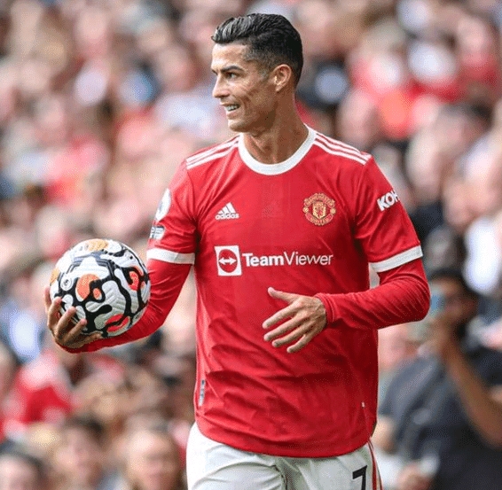 3-0！科内利亚诺世俱杯开门红，朱婷轰13分，肌肉线条太明显