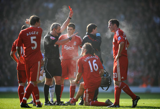 诺伊尔：补时进2球让大家松一口气，是否续约明年3月再考虑