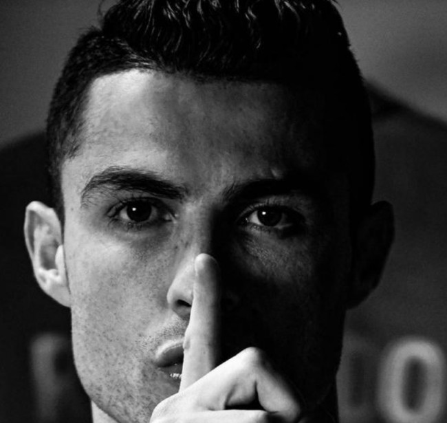 勇士vs鹈鹕伤病报告：库里等8人缺席，小佩顿大概率出战