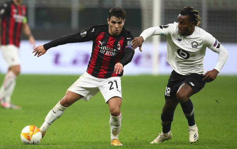 英超焦点战：纽卡斯尔联VS伯恩利——攻防博弈下的胜负天平与比分推演