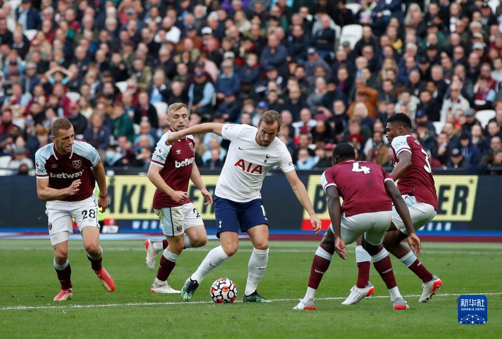 桑托斯高层力挺内马尔：天才总被误解，我们永远支持你