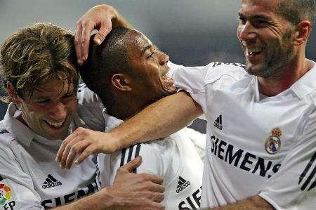 利物浦晒与毕包两场季前赛海报：维尔茨、范戴克、萨拉赫出镜