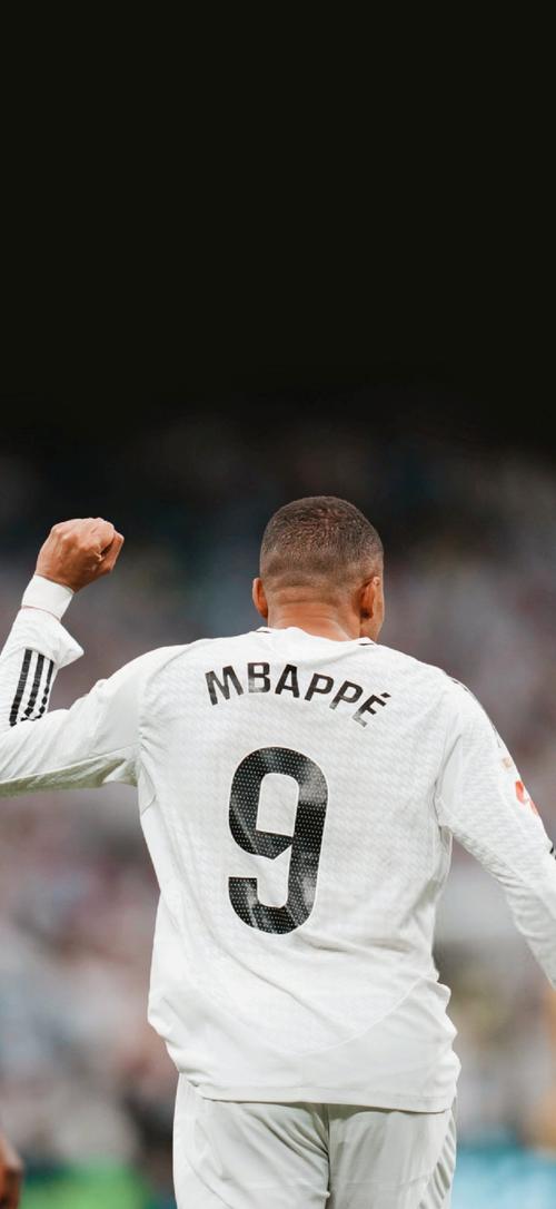 意杯前瞻：国米战威尼斯开启杯赛，密集赛程下蓝黑军战意成疑