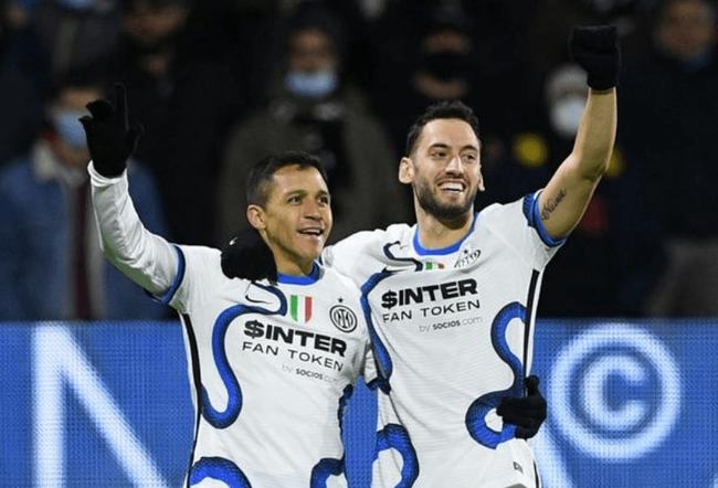 头槌助帕尔马连追两球逼平米兰，德尔普拉托当选全场最佳球员